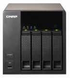 ������� ���������� QNAP TS-469L