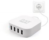 ������� �������� ���������� � 4 USB-������� Elari PowerPort