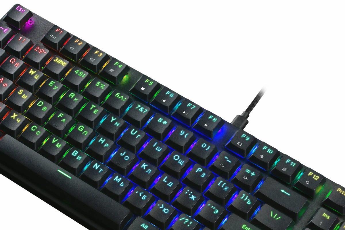  Defender Armada GK-004