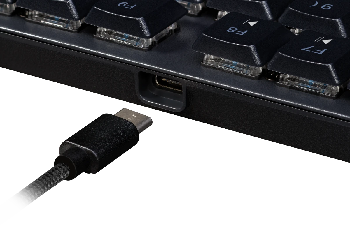  Defender Armada GK-004